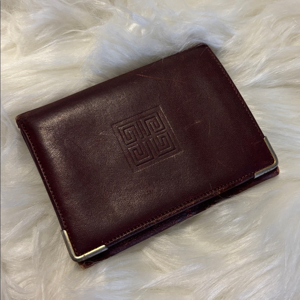 Authentic GIVENCHY COMPACT LEATHER WALLET